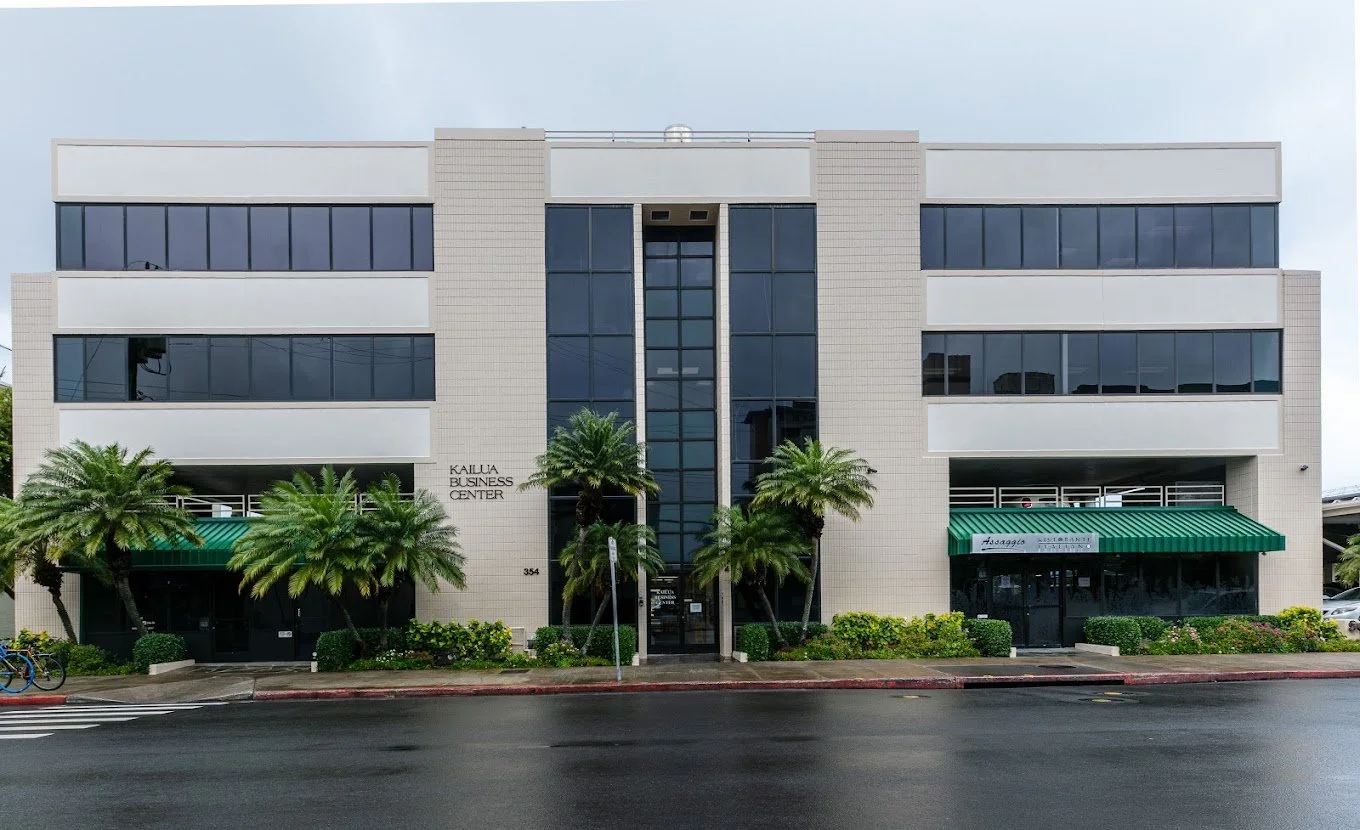 Kailua Business Center — exterior